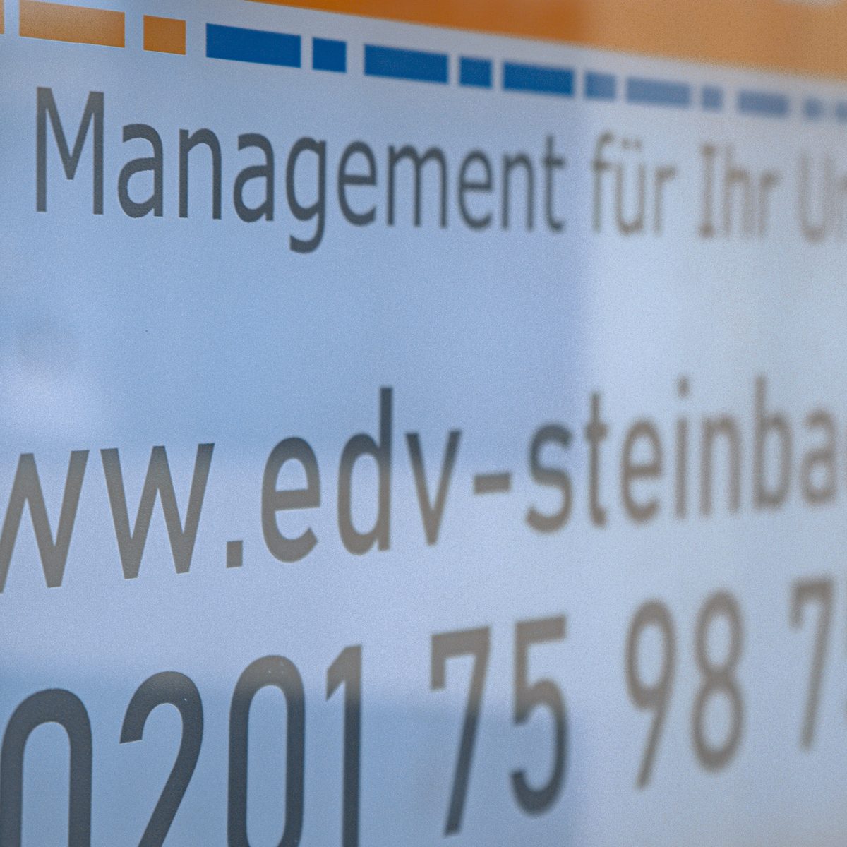 Eingang von EDV Steinbach in Essen